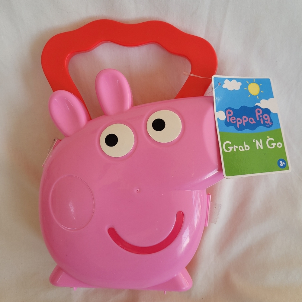 Peppa The Pig Storage box 10" new!!